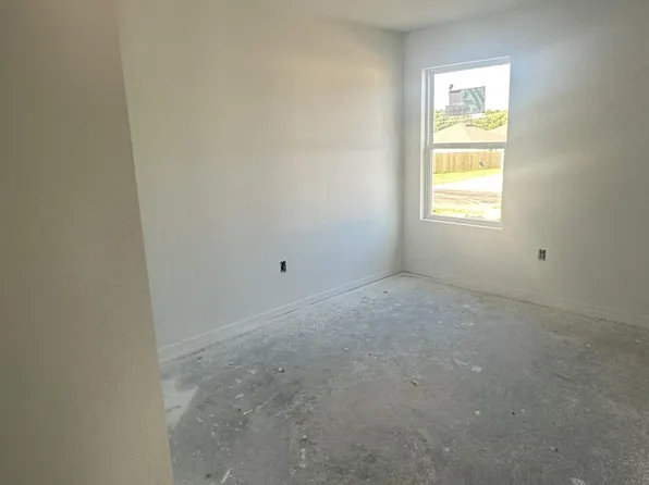 104 E Concord Rd, Mayflower, AR 72106