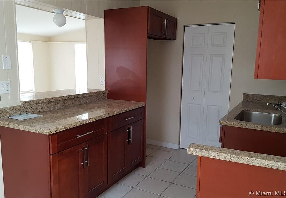 1st image of 1030 NE 211th Ter