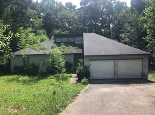 3232 Rock Port Dr, Lithonia, GA 30038