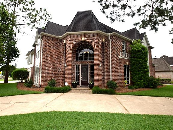 2nd image of 1203 Rustic Knolls Dr