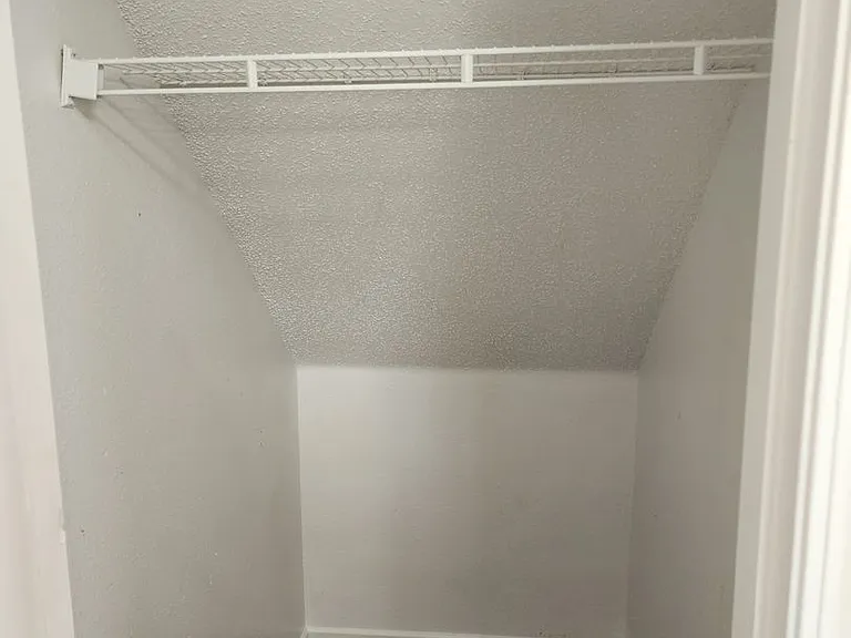 4221 Fletcher Dr — Photo 26