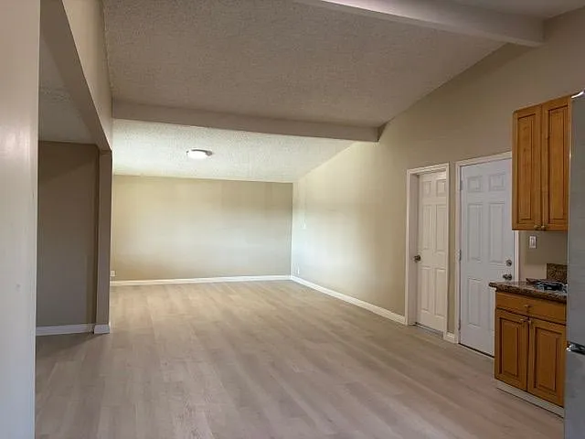 4 bed, 2.0 bath, 1249 sqft, $3,000 — Photo 4