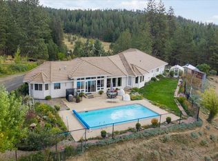 11310 N McCoy Rd, Newman Lake, WA 99025