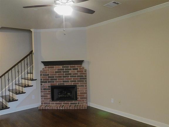 2nd image of 1809 Desoto Dr