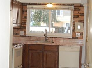 2016 E Roundtable Dr, Canton, MI 48188