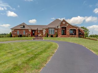 301 Hidden Creek Dr, Ozark, MO 65721