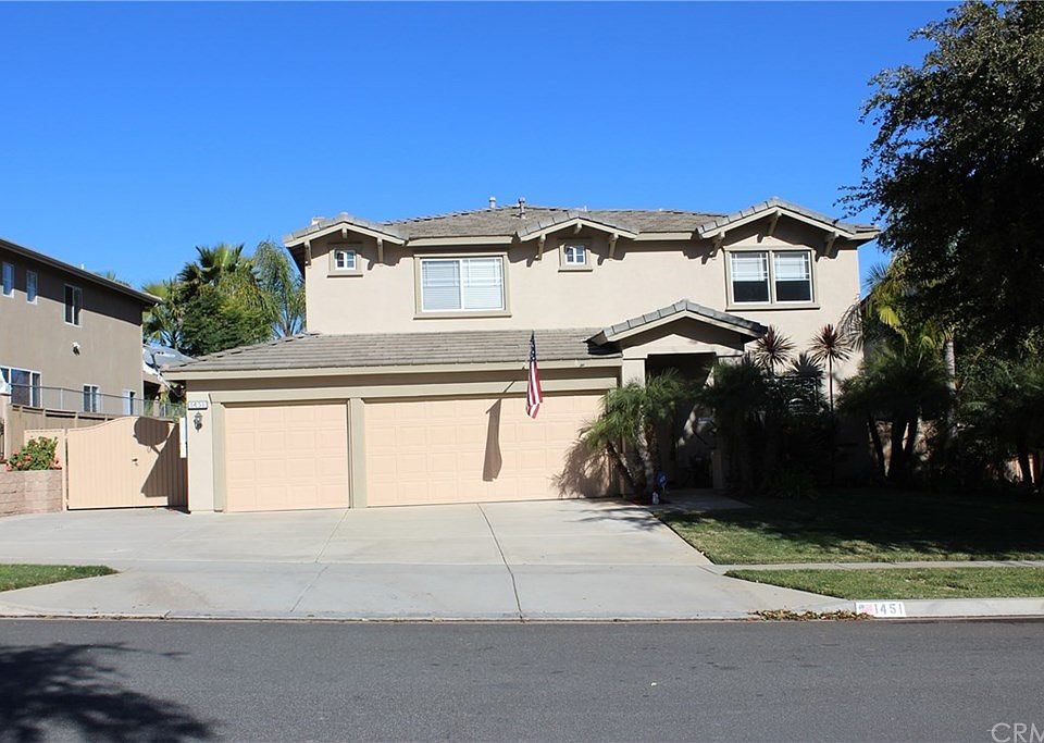 1st image of 1451 Pinewood Dr