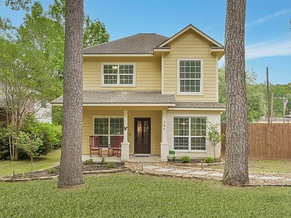3rd image of 305 Finwick Drive