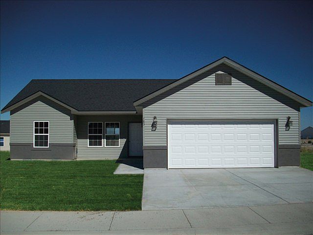 1st image of 783 Birchwood Dr