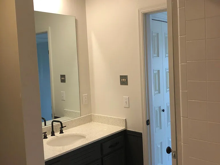 6126 S Lakewood Ave — Photo 30