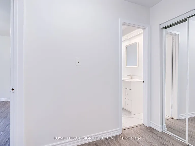 141 Oakmeadow Blvd #MAIN — Photo 28
