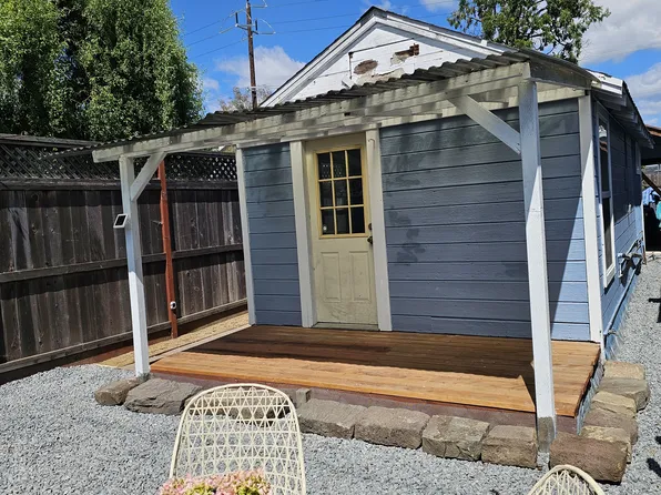 (undisclosed Address), Petaluma, CA 94952