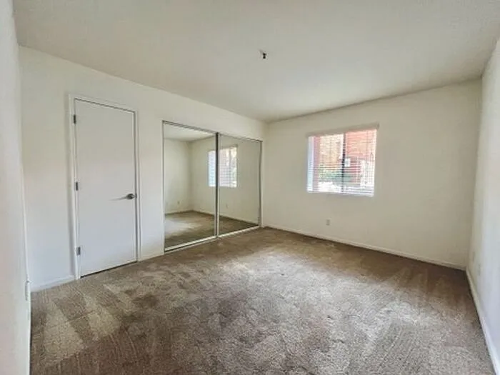 4704 E Paradise Village Pkwy N #106 — Photo 6