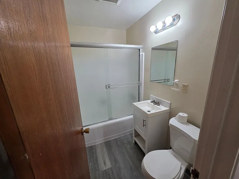 2201-2221 Princeton Dr — Photo 20