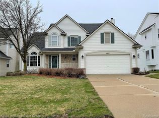 4927 Ravine Ct, Ann Arbor, MI 48105