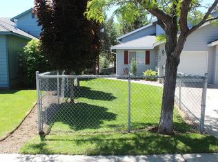 1061 NE Hidden Valley Dr, Bend, OR 97701