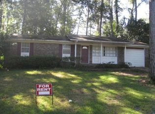 1805 Salmon Dr, Tallahassee, FL 32303