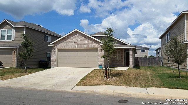1st image of 9015 Oakwood Park