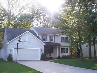 2nd image of 805 Hollyview Dr