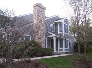 20 Springwood Ct, Princeton, NJ 08540