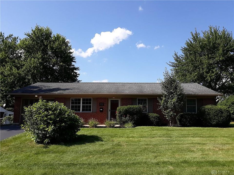 1st image of 432 Montreal Pl