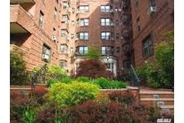 Sold by Metro Garden Realty NYC | media 2