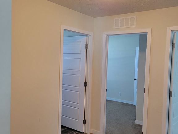 5th image of 1132 Hunters Glen Blvd #360