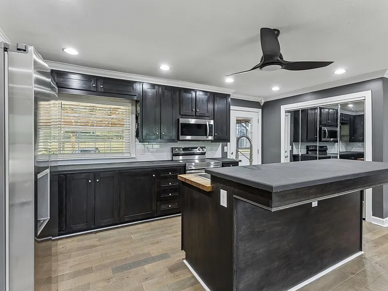 15 Cedar Creek Dr — Photo 4