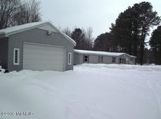 4727 N Us 31, Scottville, MI 49454