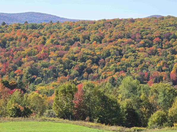 1095 Slate Ledge Road, Waterford, VT 05819