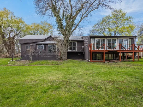 32 Morris St, Seekonk, MA 02771