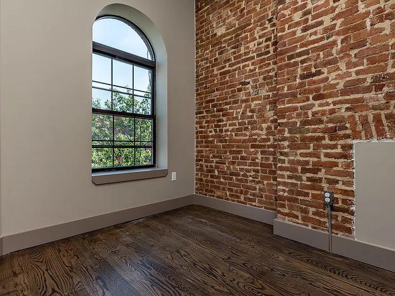 266 Malcolm X Blvd #5F — Photo 11