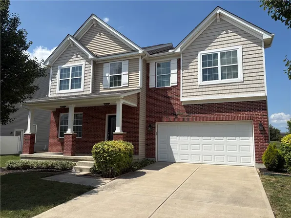 2571 Sunset Maple Dr, Tipp City, OH 45371