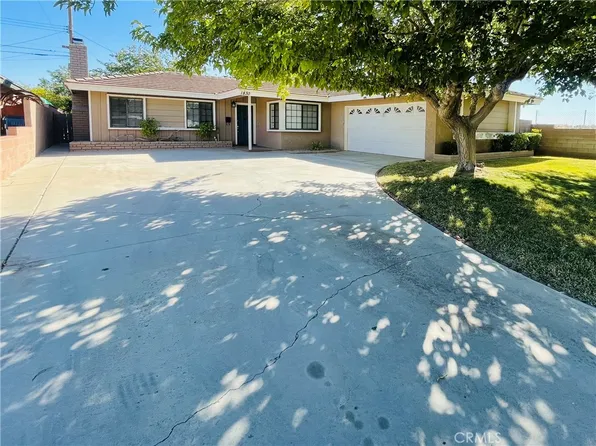 1830 Jenner St, Lancaster, CA 93534
