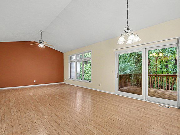 5th image of 4353 Idlewood Dr SW