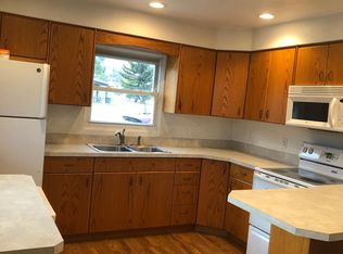 1115 10th Ave NW, Minot, ND 58703