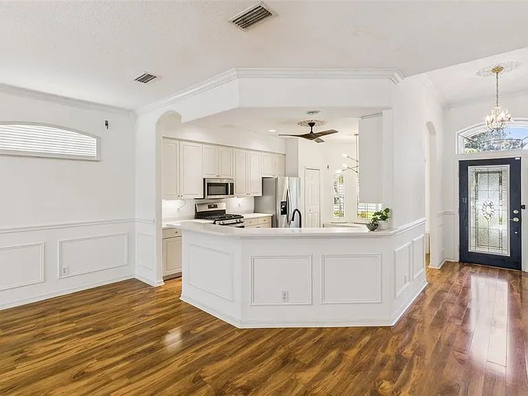 4680 Portage Trl — Photo 3