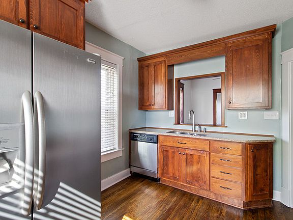 4th image of 2708 Holmes St #3N