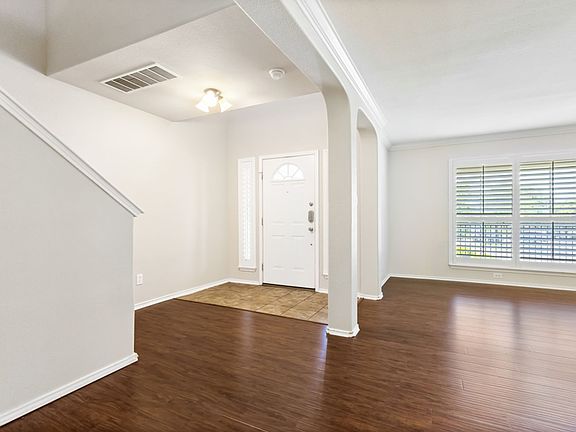 4th image of 10315 Timber Country