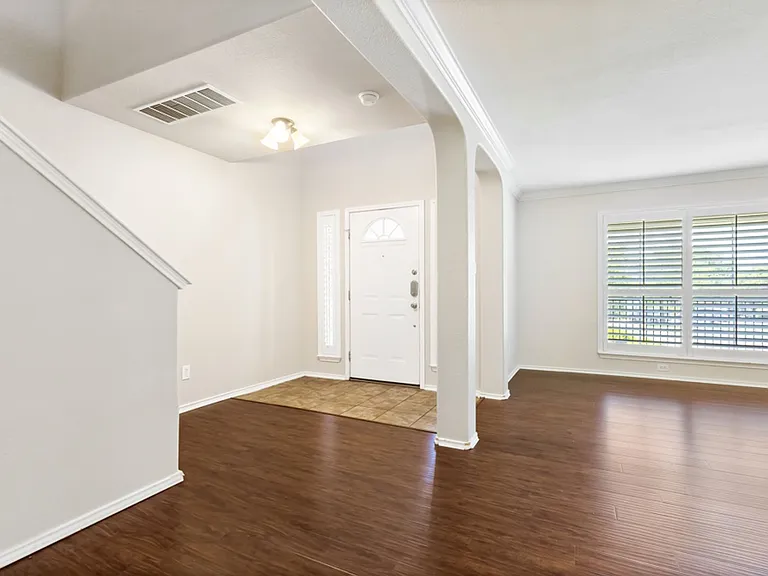 10315 Timber Country — Photo 4