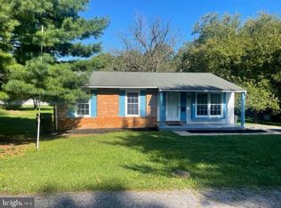 30 Cedarmere Rd, Owings Mills, MD 21117