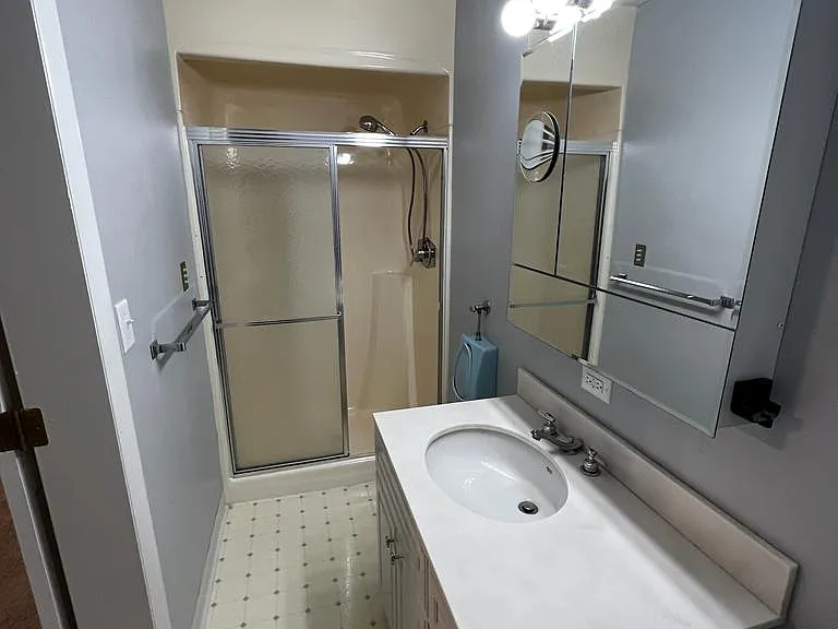 715 Williams Dr — Photo 35