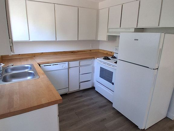 2nd image of 1729 Park Ave NE #1775