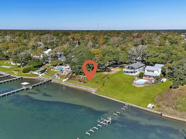 5005 Holly Lane, Morehead City, NC 28557