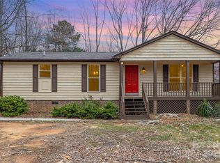 8104 Tamalpais Ct, Charlotte, NC 28215