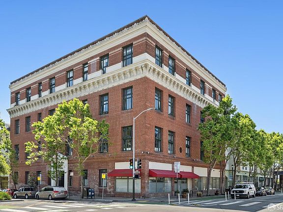 2nd image of 95 McCoppin St #203E