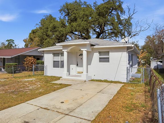2nd image of 3724 E 38th Ave