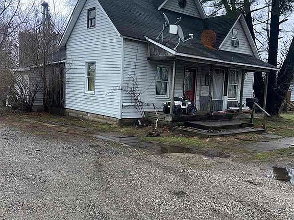 5th image of 206 E Hackett St