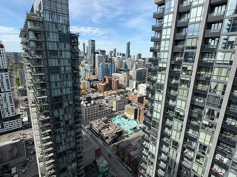 21 Widmer St #3706 — Photo 7