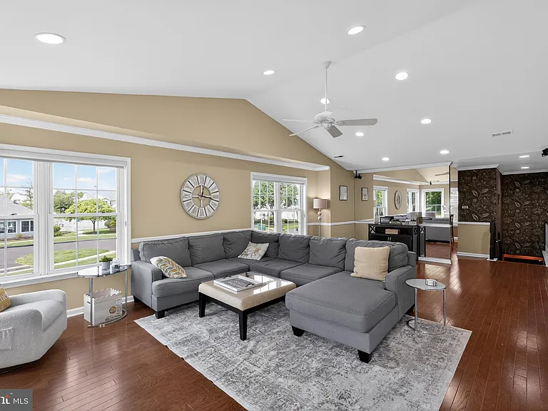 2508 Waterford Rd #196 — Photo 2